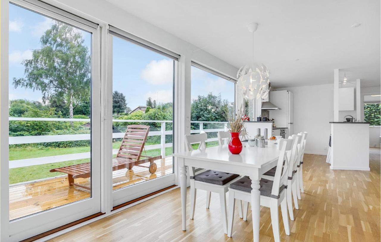 2 Bedroom Stunning Home In Stroby Luaran gambar