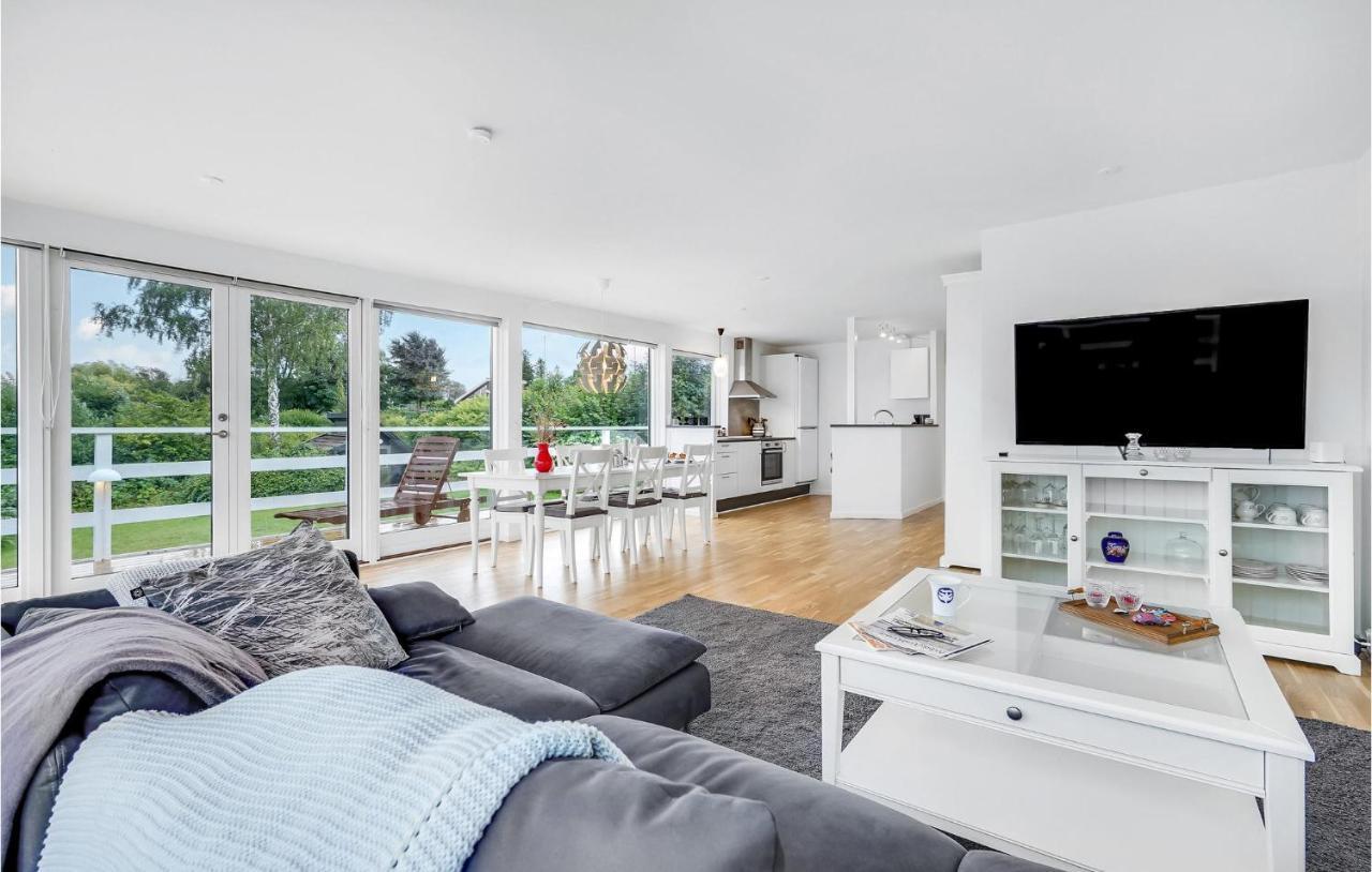 2 Bedroom Stunning Home In Stroby Luaran gambar