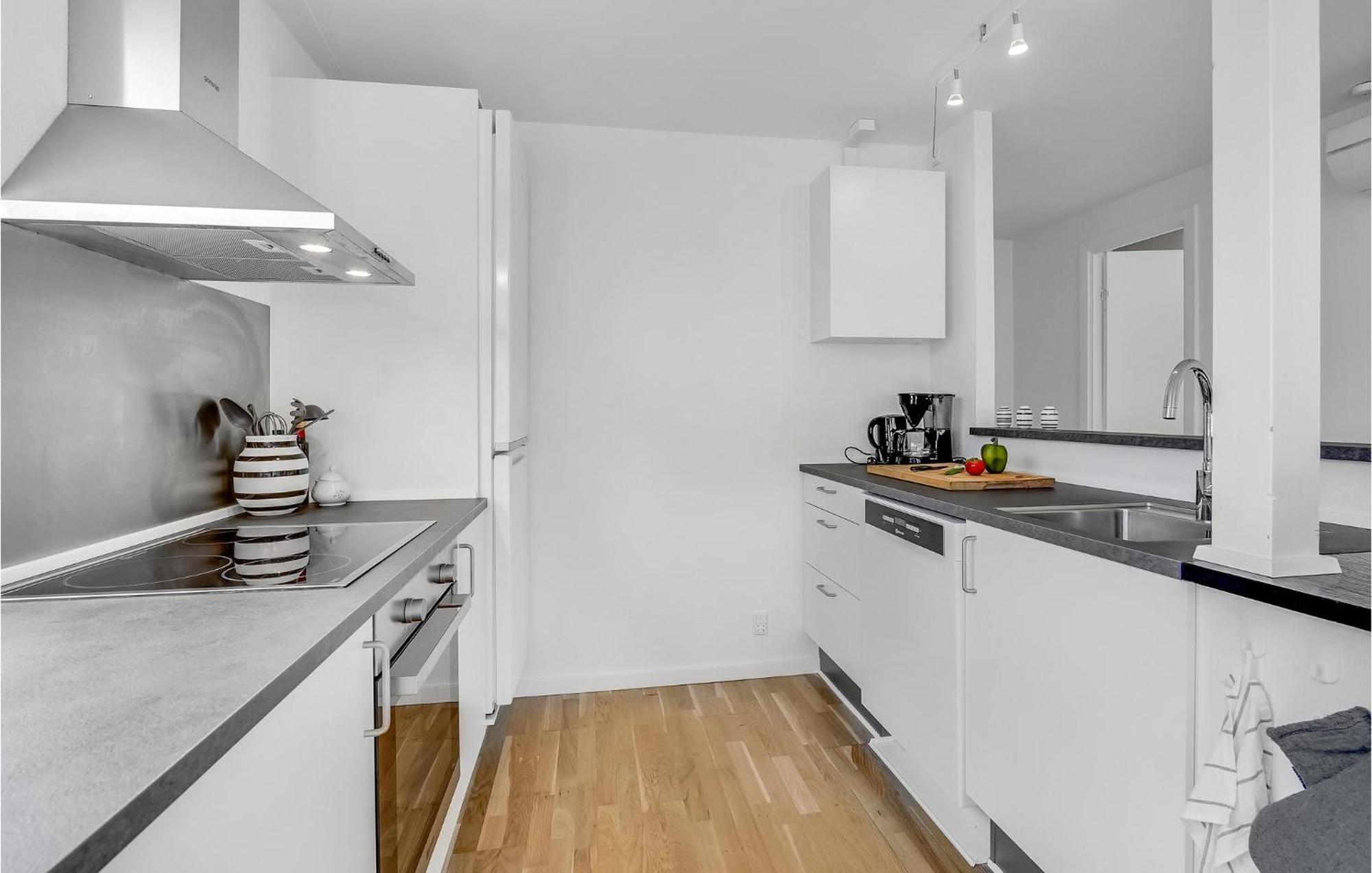 2 Bedroom Stunning Home In Stroby Luaran gambar